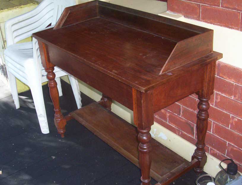 colonial furniture styles